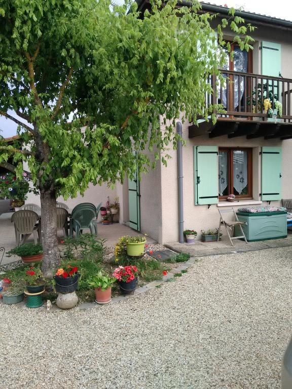 Chambre Chez L'Habitant Ambares-et-Lagrave Buitenkant foto